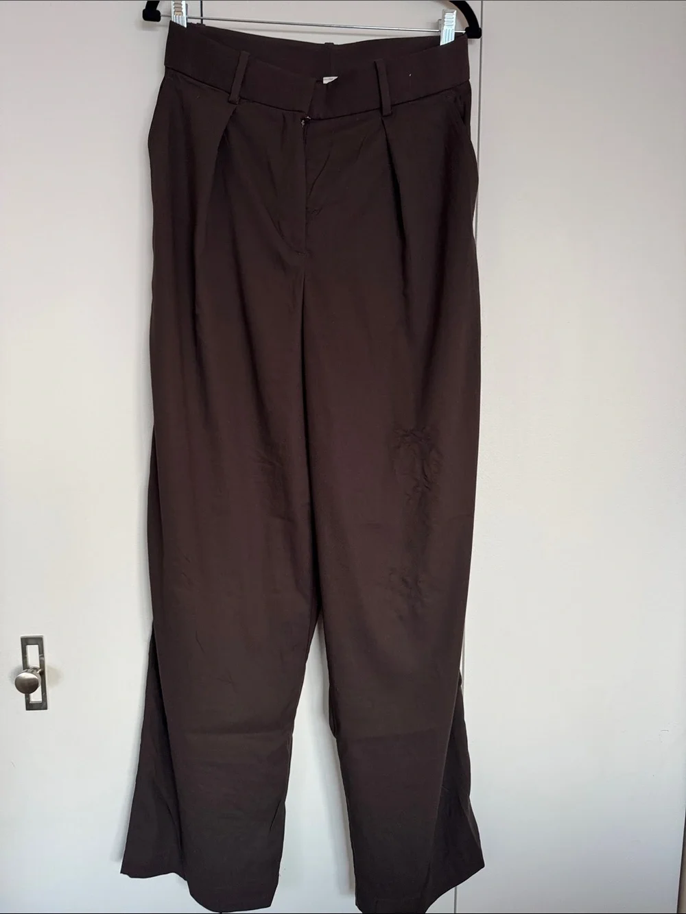 Lululemon Classic Brown Pleated Pants